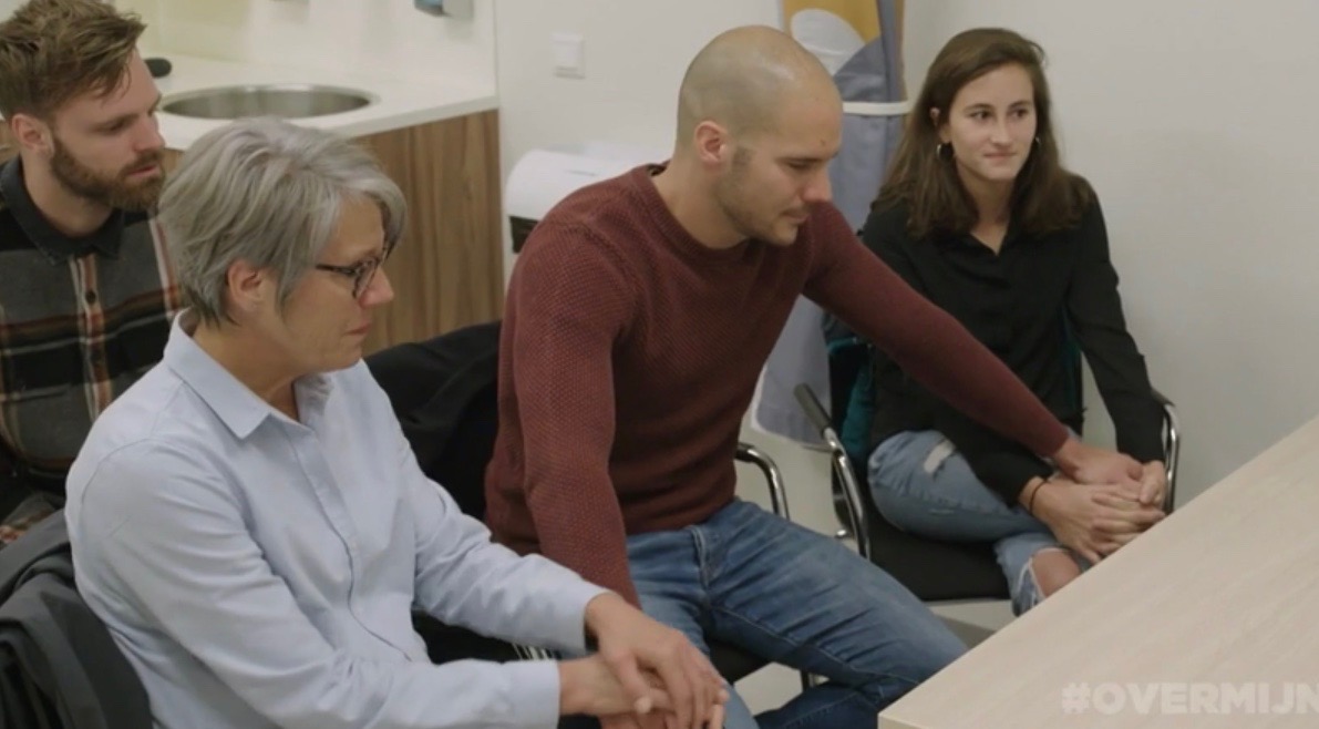 Kijkers 'Over Mijn Lijk' diep geraakt door deelnemers Mirjam en Jeroen 'Hartverscheurend' Kijkers 'Over Mijn Lijk' diep geraakt door deelnemers Mirjam en Jeroen 'Hartverscheurend'