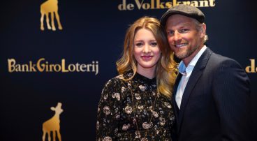 Noortje En Barry Op Rode Loper Bij Premiere Lois