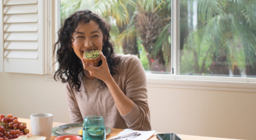 vrouw eten