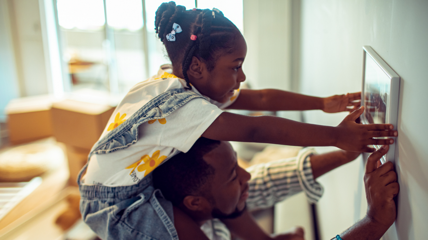 Saaie muur? Met déze tips maak je er iets moois van