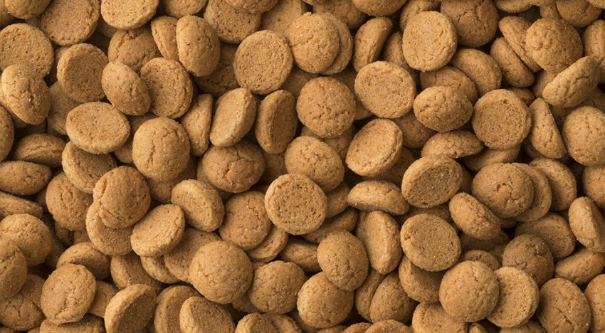 De eerste kruidnoten zijn alweer te koop in de supermarkt