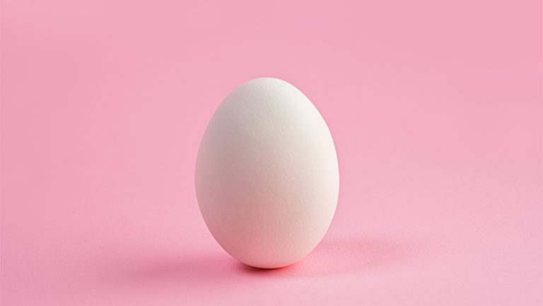 Kun je eieren die (een dag) over datum zijn nog eten?