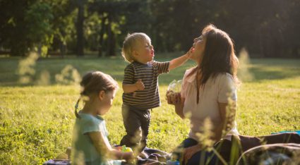 Bijzonder: baby’s weten dankzij dít trucje of mensen een hechte band hebben