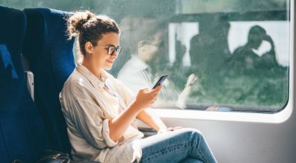 In de trein inchecken met je bankpas? Vanaf volgende week kan dat