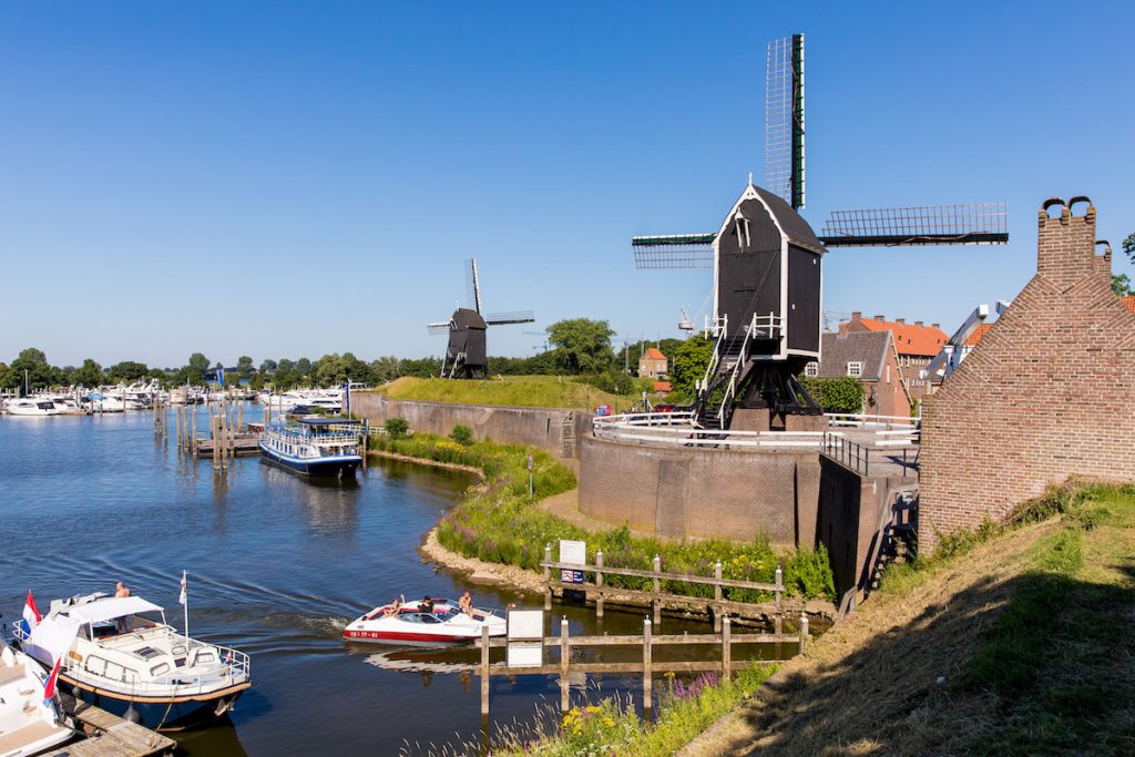 Heusden Fortified Town, Windmill, Harbour