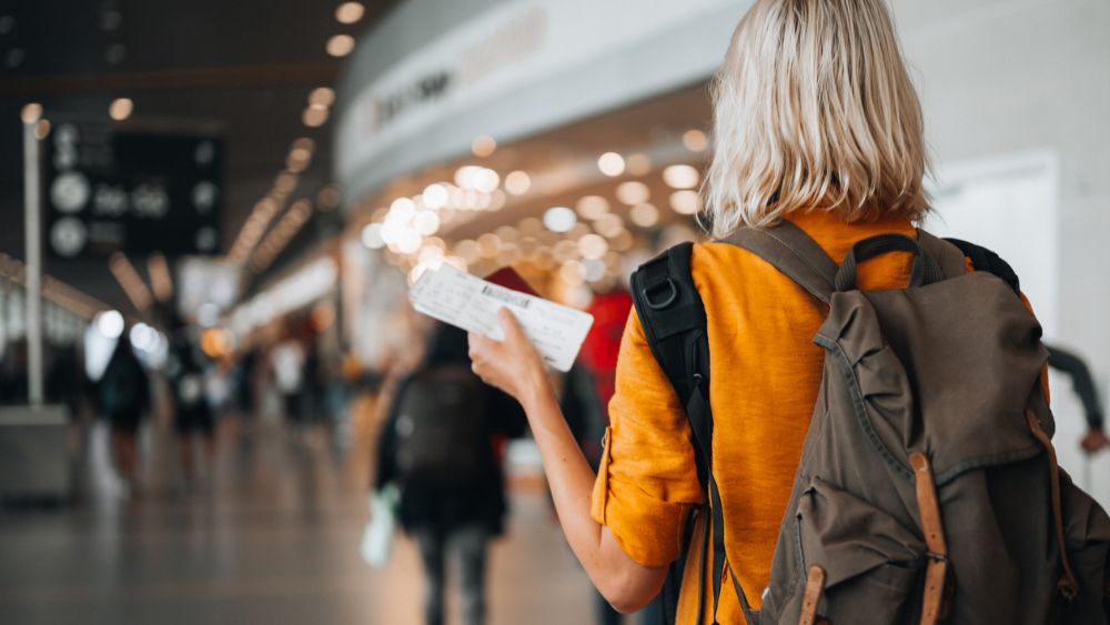 Minder lang in de rij op Schiphol? Gebruik dan deze dresscode
