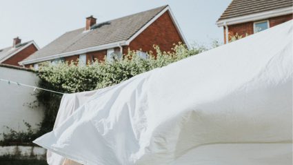 Beddengoed weer wit krijgen? Zó pak je dat aan