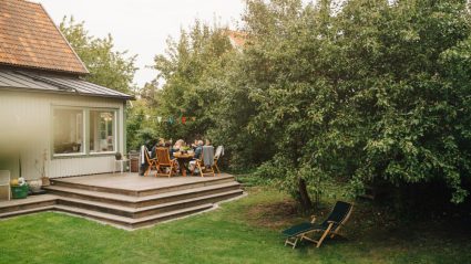 Een koele tuin op warme dagen: zó pak je dat aan