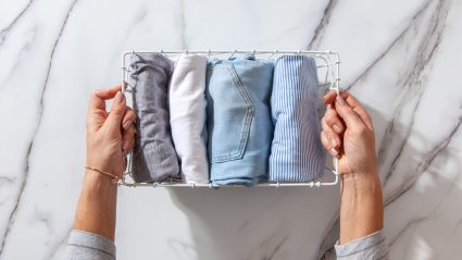 8 handige tips om je wasgoed snel en netjes te vouwen en op te bergen