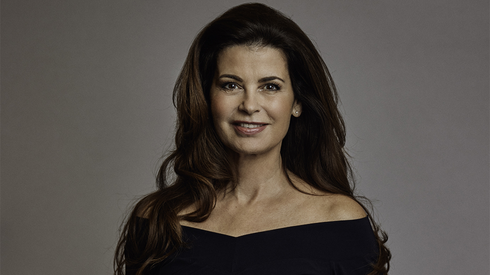 Caroline De Bruijn Als Janine Sanders In Gtst