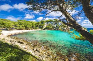 heeft menorca mooie stranden