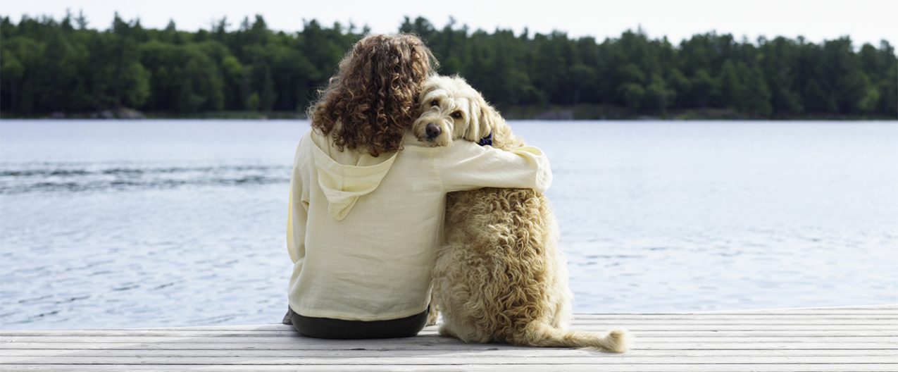 5 signalen dat je hond jou als zijn moeder ziet