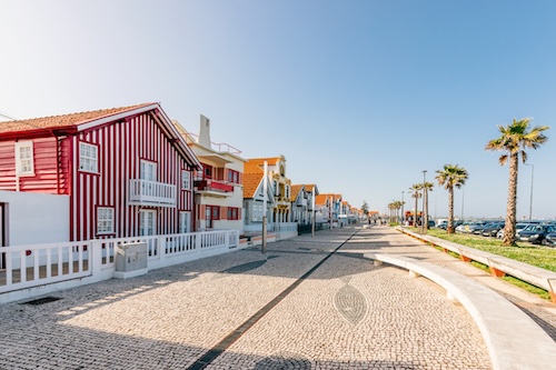 Costa Nova do Prado, een badplaats vlakbij bij Aveiro