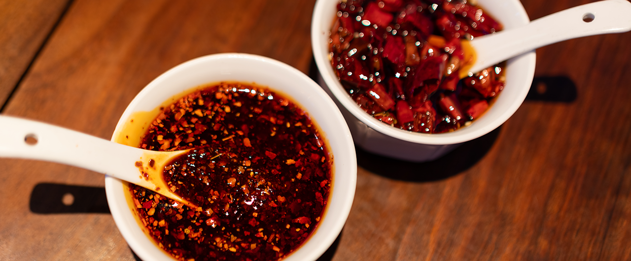 Met dit recept maak je zelf de lekkerste crispy chili olie