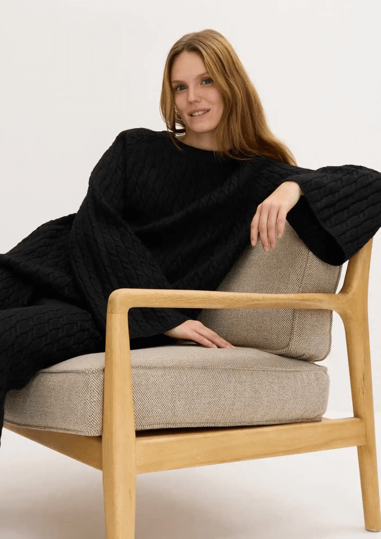 Oversized Trui Met Kabelpatroon