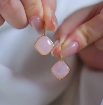 Rosequartz Oorbellen Van Cici'de Jewelry Amsterdam