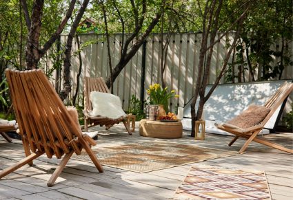 Tuintrends Van 2025: zithoekje in tuin