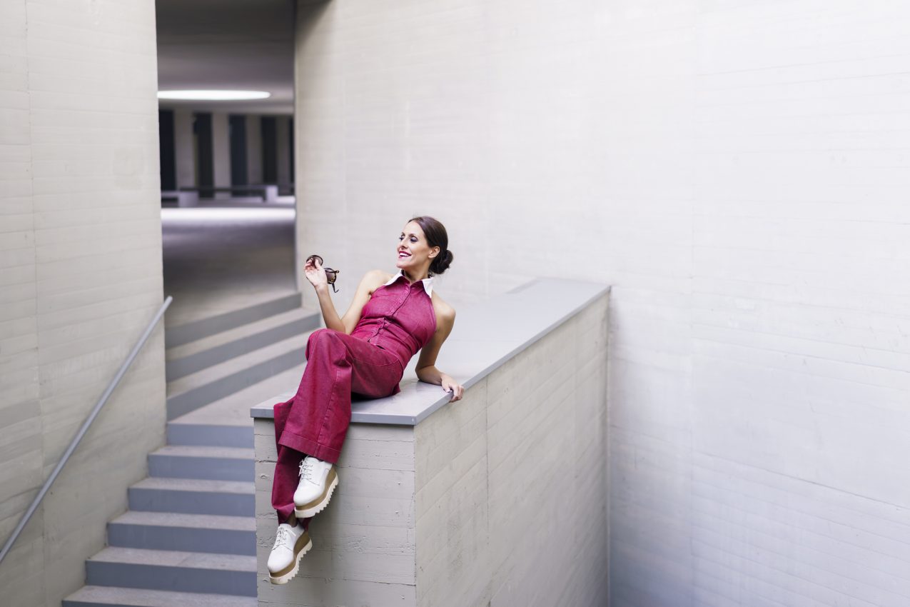 4 manieren jumpsuit te dragen