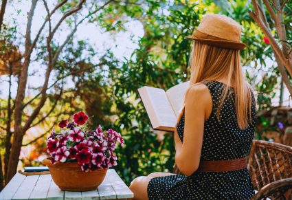 Leesinspiratie Zomer vrouw leest boek
