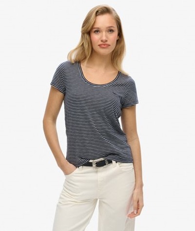 Studios T Shirt Met Laag Uitgesneden Ronde Hals