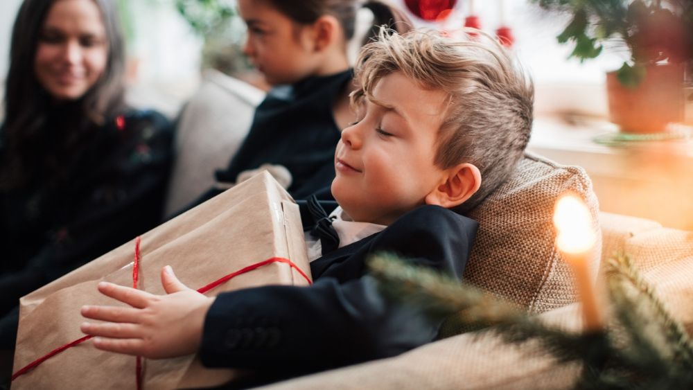 Zo kom je kerst stressloos door met (jonge) kinderen