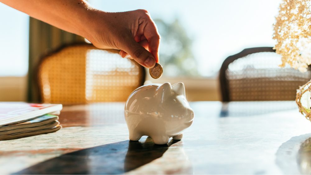 11 simpele manieren om deze maand geld te besparen 