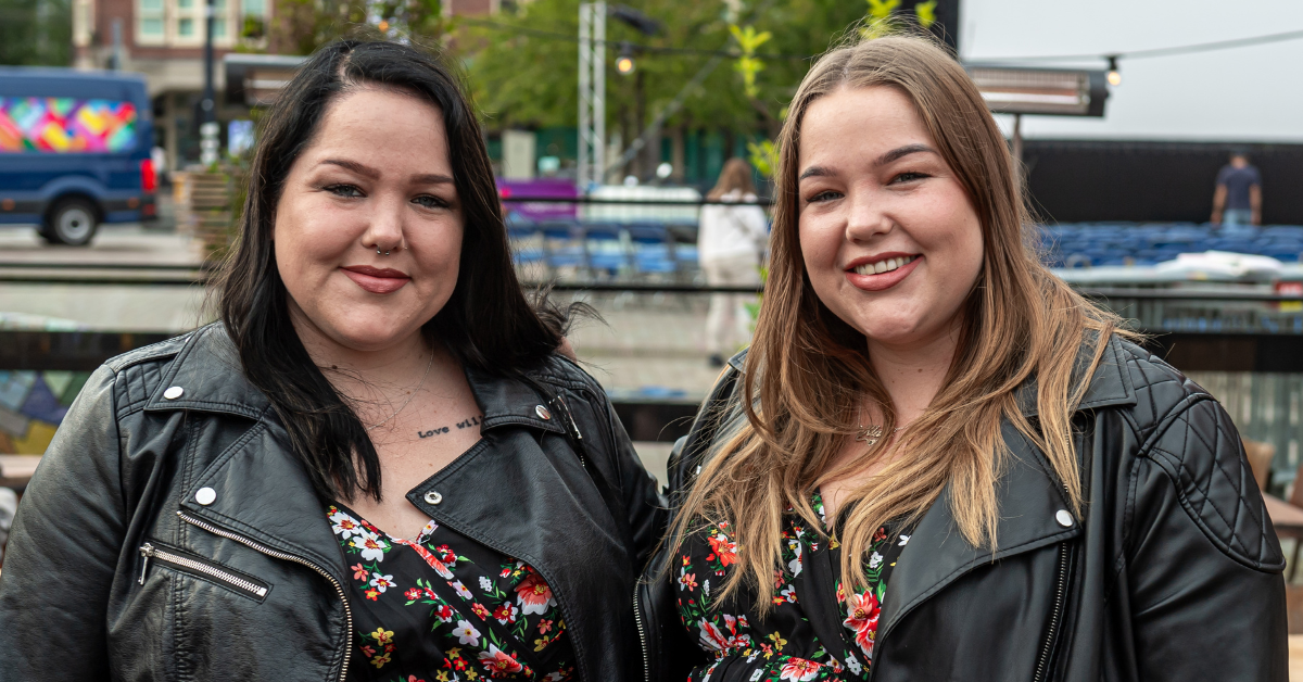 Mathilde en Gerda Keuter uit URK!