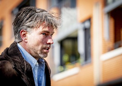 Oud Televisiepresentator Rick Brandsteder Verschijnt Voor De Politierechter