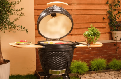 Kamado Bbq Van Action 3