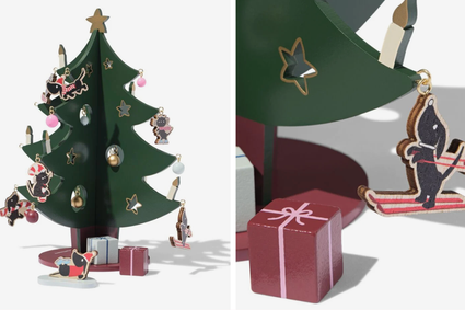 HEMA verkoopt een houten Takkie en Siepie-kerstboom voor kinderen