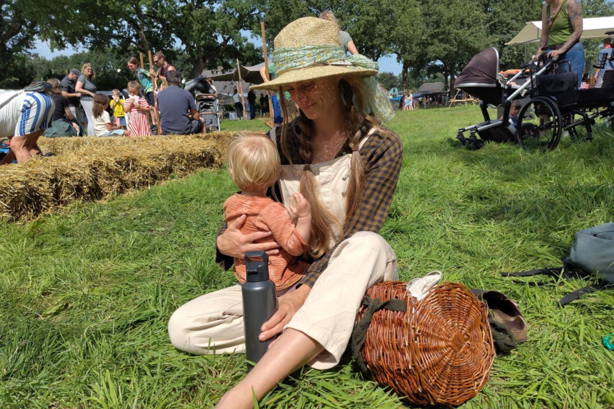 Odette woont met haar kinderen in een leefgemeenschap